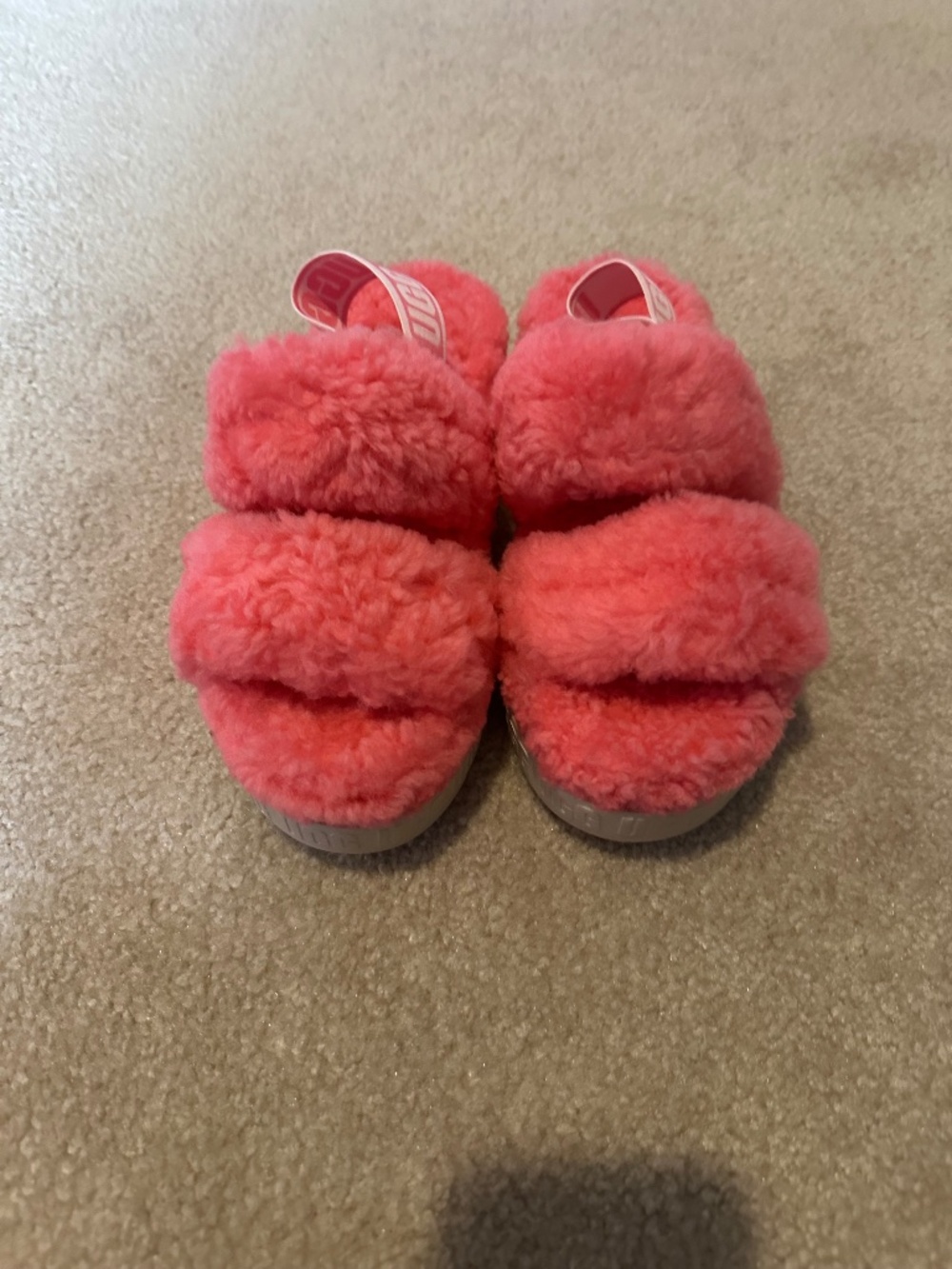 Ugg fuzzy slide